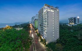 Khách sạn Blue Pearl